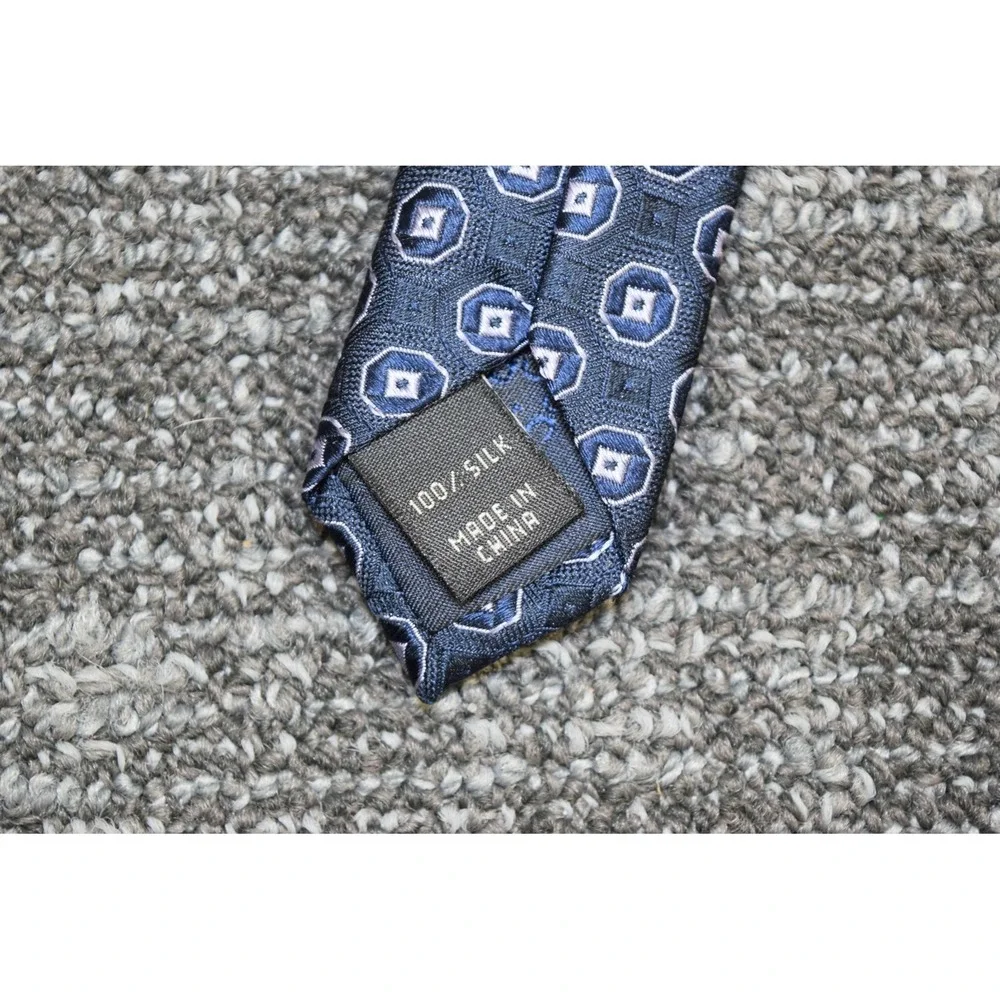 Jos A Bank Men's Silk Neck Tie Dark Blue Geometric Circles 57